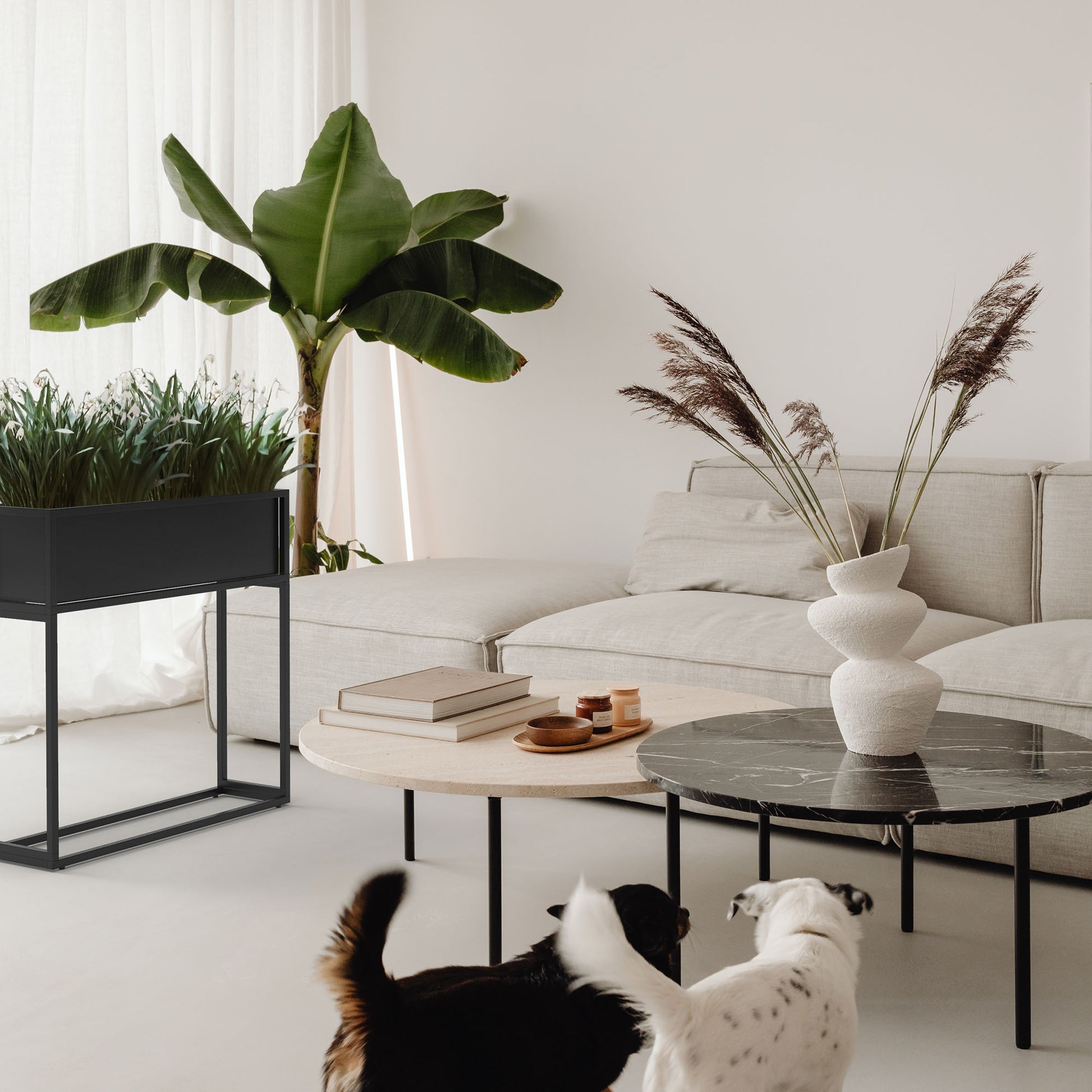 elevated indoor planter Cocoyard 28" Metal Elevated Planter Box with Felt Liner & Drainage